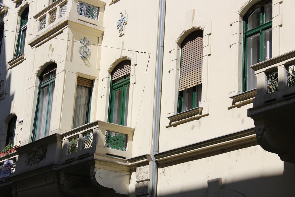 Christoph'S Central Apartment Будапеща Екстериор снимка